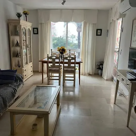 Flat Close To The In Διαμέρισμα Benalmádena